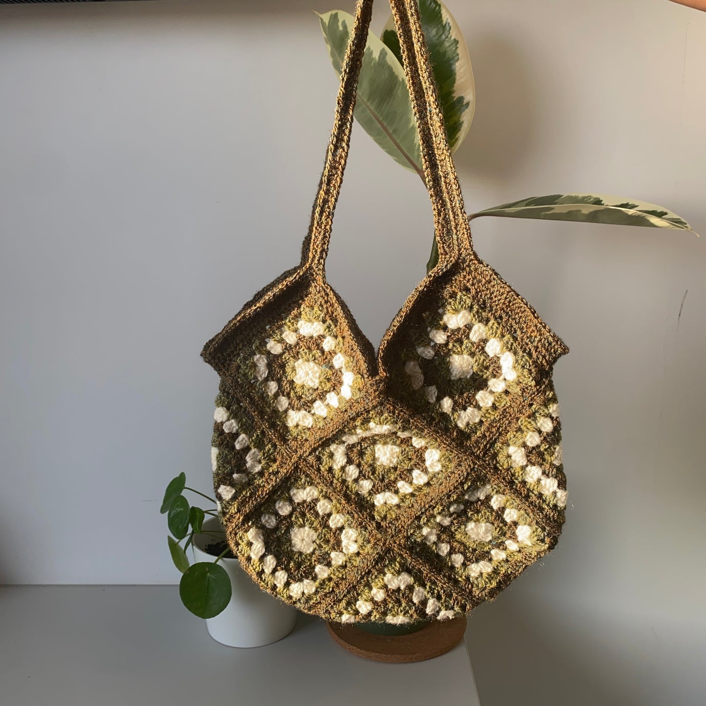 Granny square tote bag