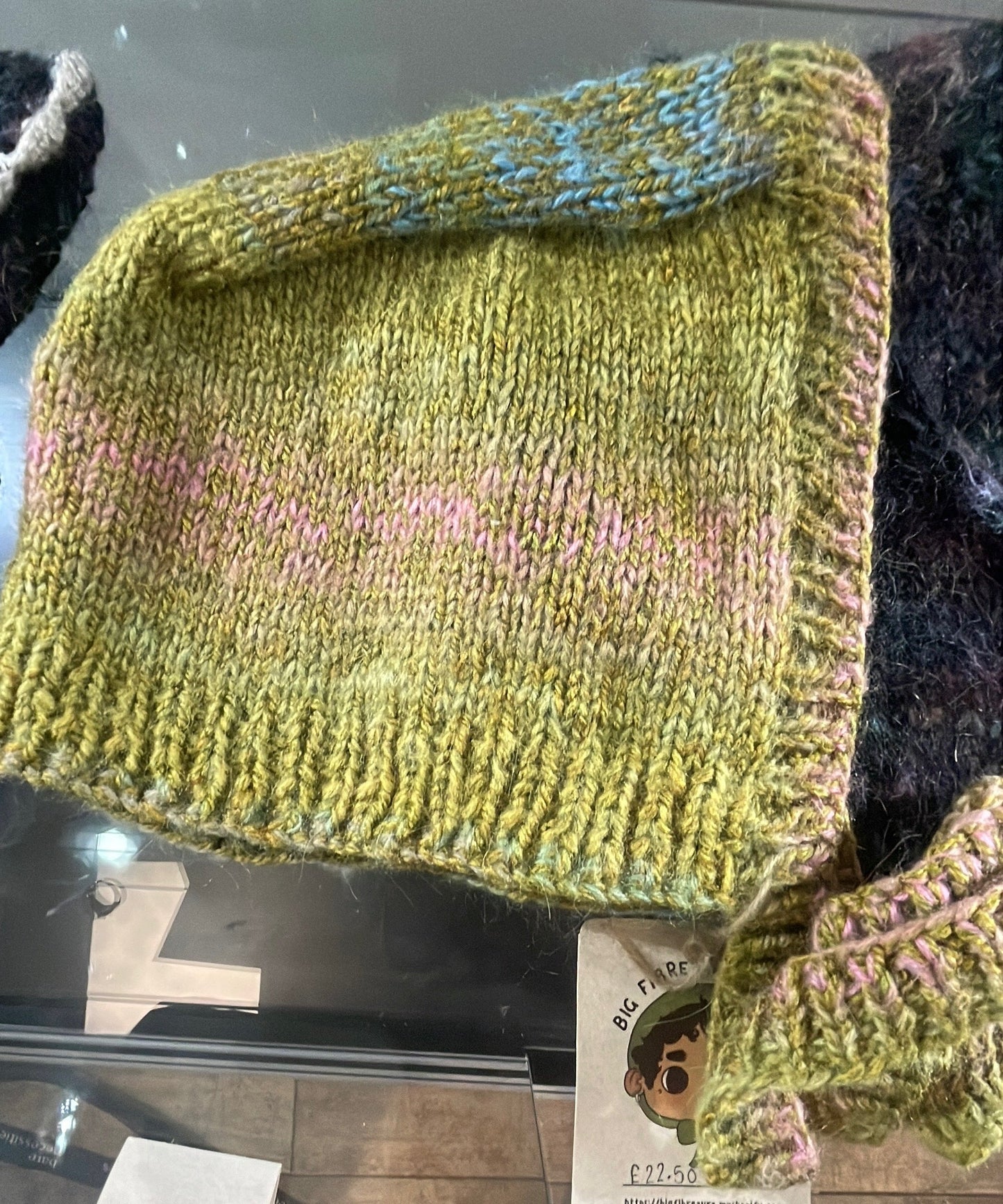 bonnet - Green mohair mix